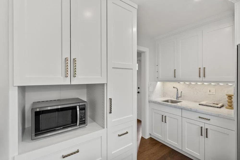 Belvedere, California 94920, United States, 3 Bedrooms Bedrooms, ,3 BathroomsBathrooms,Residential,Active,100633