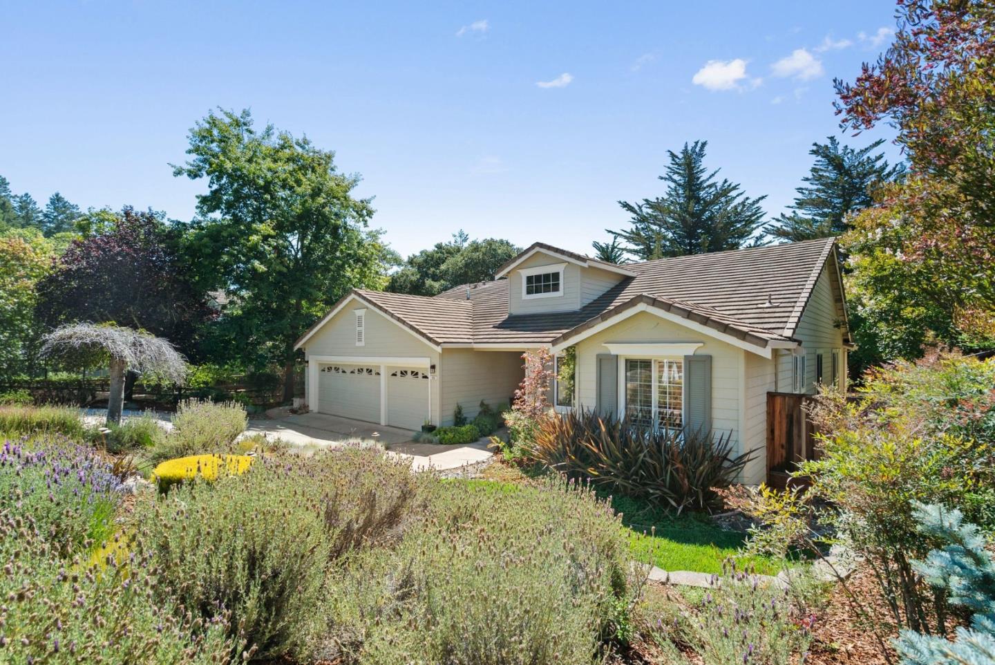 456 Silverwood Drive