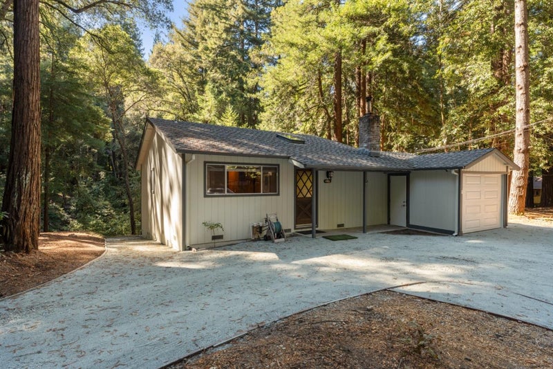 1899 Sleepy Hollow Lane