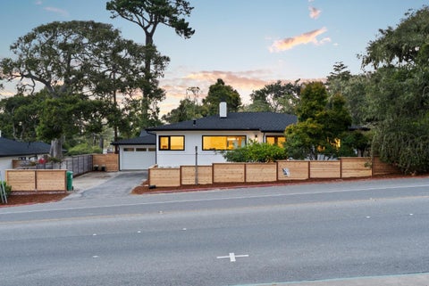 Tiny photo for 612 Sunset Drive, Pacific Grove, CA 93950 (MLS # ML82051040)