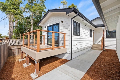 Tiny photo for 612 Sunset Drive, Pacific Grove, CA 93950 (MLS # ML82051040)