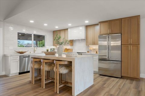 Tiny photo for 1332 Glen Dell Drive, SAN JOSE, CA 95125 (MLS # ML82043375)