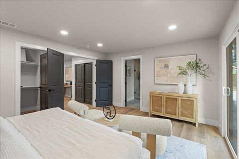 Tiny photo for 1332 Glen Dell Drive, SAN JOSE, CA 95125 (MLS # ML82043375)