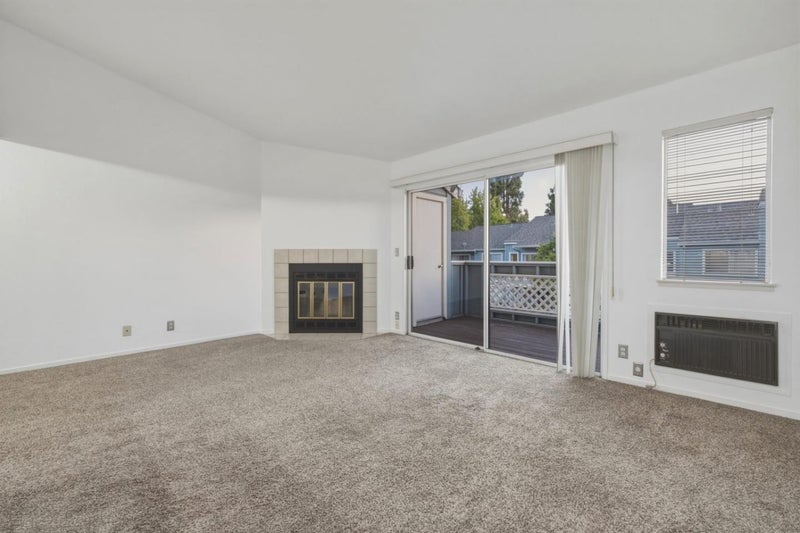 1511 Four Oaks Circle