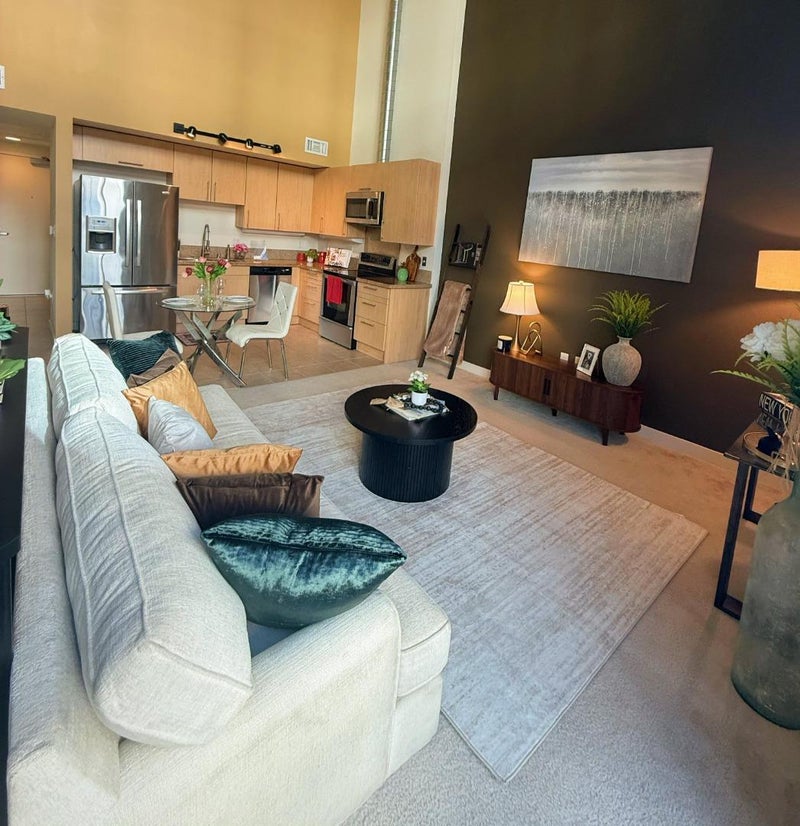88 Bush Street 2202