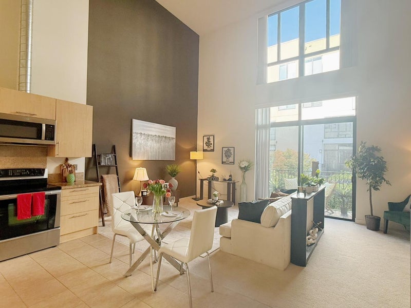 88 Bush Street 2202