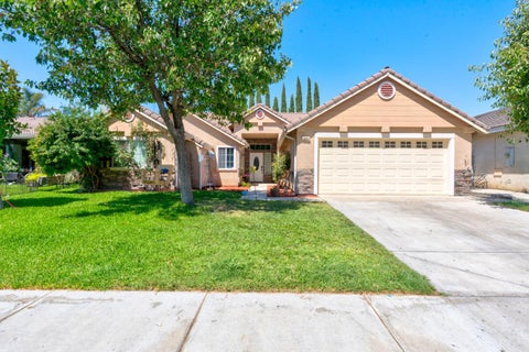 Photo of 721 Rhine Court, LOS BANOS, CA 93635 (MLS # ML82055172)