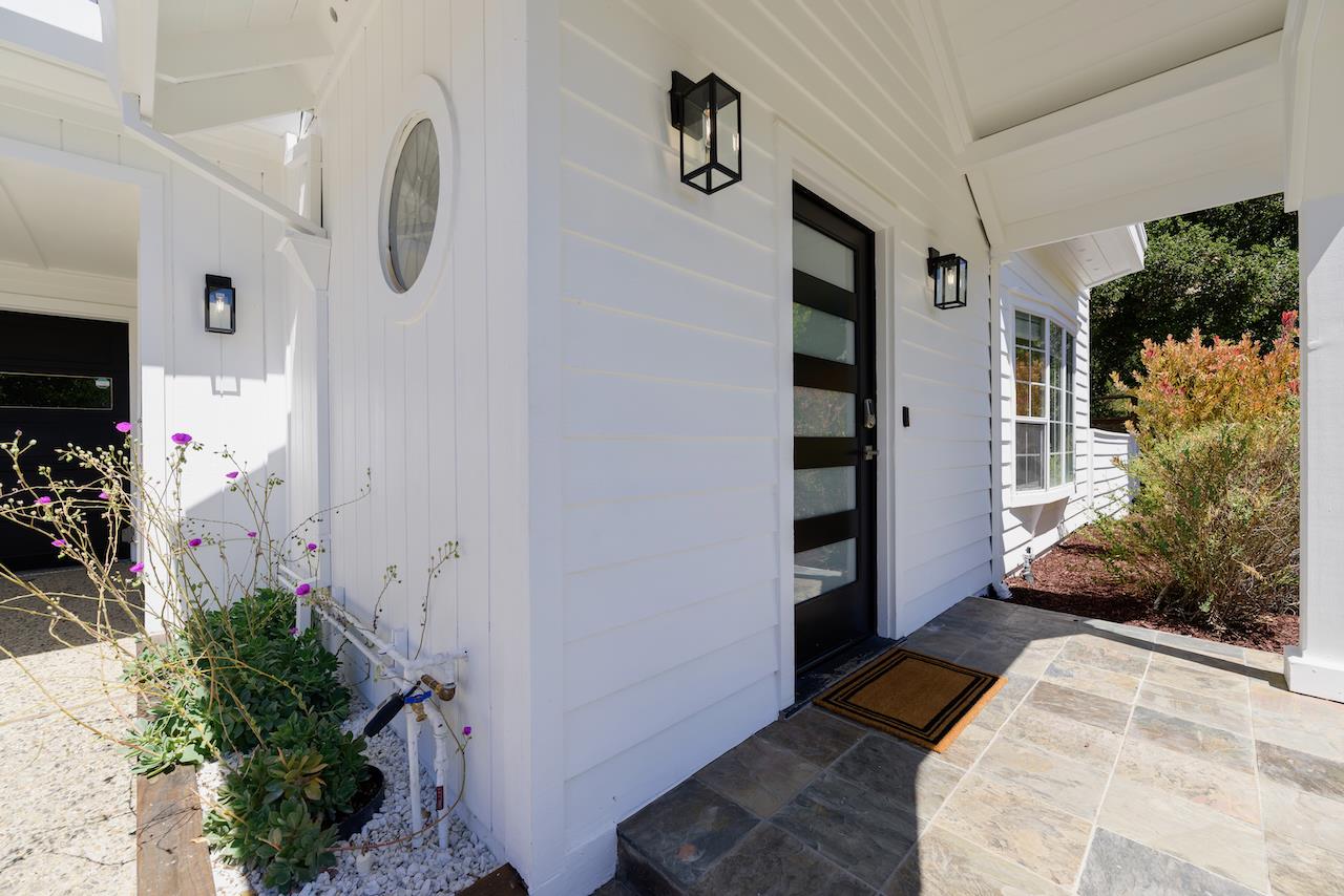 31 Dunslee Way