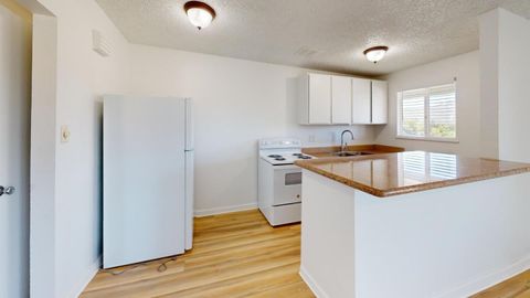 Tiny photo for 7 Merrydale Road, SAN RAFAEL, CA 94903 (MLS # ML82023819)