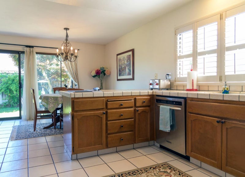 3563 SUNNYLAKE CT Court