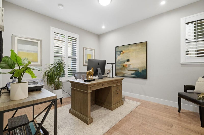 560 Saint Remi Terrace 1