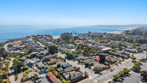 Photo of 229 16th Avenue, SANTA CRUZ, CA 95062 (MLS # ML82056640)