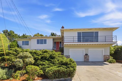 Photo of 723 Linda Court, SAN MATEO, CA 94403 (MLS # ML82042415)