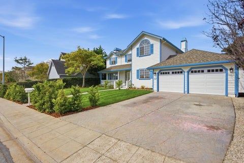 Tiny photo for 624 Highland Avenue, Half Moon Bay, CA 94019 (MLS # ML82063243)