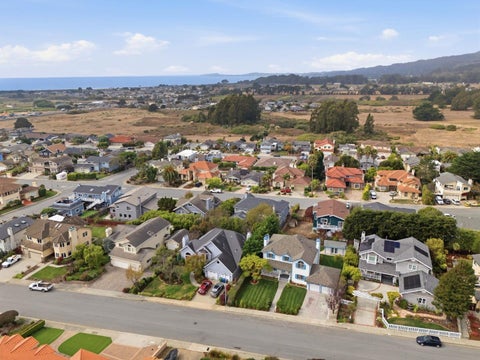 Tiny photo for 624 Highland Avenue, Half Moon Bay, CA 94019 (MLS # ML82063243)