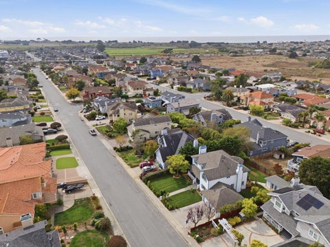 Tiny photo for 624 Highland Avenue, Half Moon Bay, CA 94019 (MLS # ML82063243)
