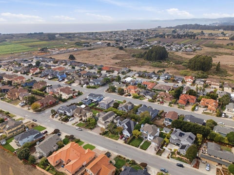Tiny photo for 624 Highland Avenue, Half Moon Bay, CA 94019 (MLS # ML82063243)