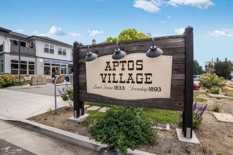 Tiny photo for 900 Mesa Grande Road, APTOS, CA 95003 (MLS # ML82025479)