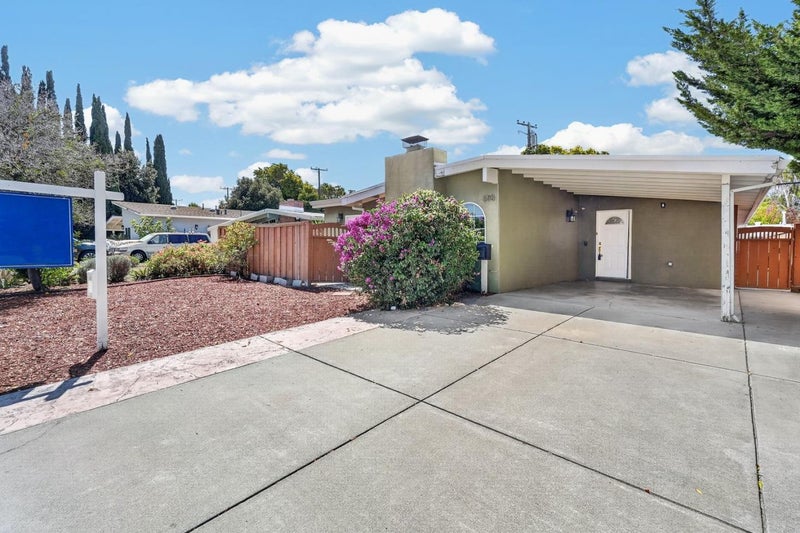 688 Woodhams Road