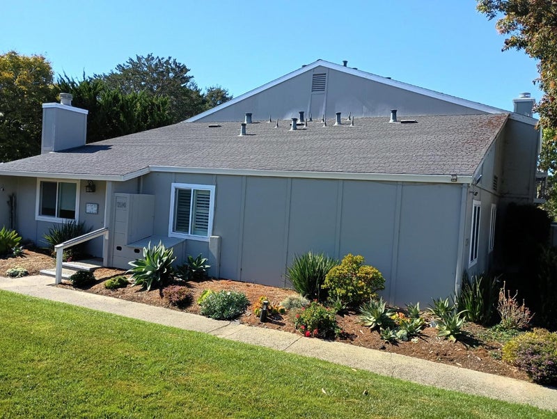 1514 Dolphin Drive