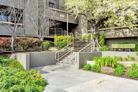 815 Sea Spray Lane Unit 301, Foster City, CA 94404 - #: ML81994695