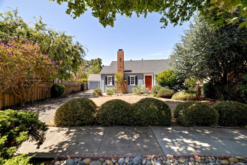 817 Winchester Drive