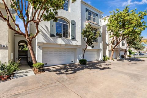 Photo of 39 Cloud Walk, Milpitas, CA 95035 (MLS # ML82031595)