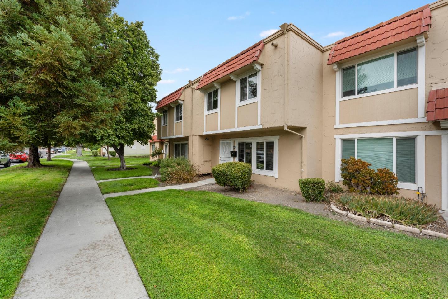 445 Velasco Drive