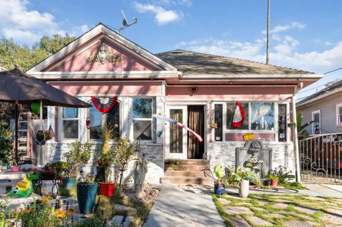 Photo of 710 S 8th Street, San Jose, CA 95112 (MLS # ML82031047)