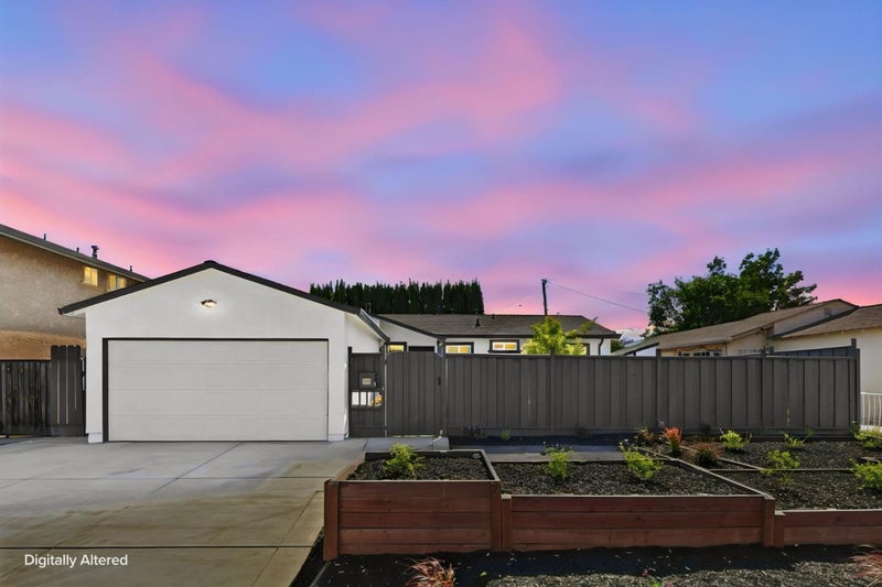 257 Challenger Avenue