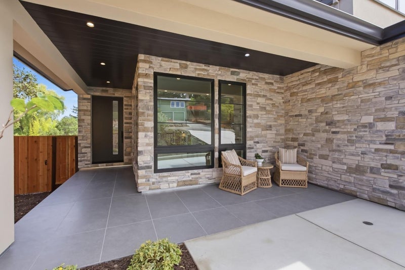 875 Vista Drive