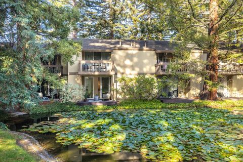 Photo of 505 Cypress Point Drive #245, MOUNTAIN VIEW, CA 94043 (MLS # ML82025688)