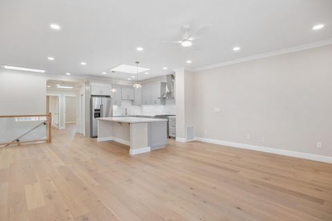 Tiny photo for 2546 35th Avenue, SAN FRANCISCO, CA 94116 (MLS # ML82031693)