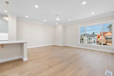 Tiny photo for 2546 35th Avenue, SAN FRANCISCO, CA 94116 (MLS # ML82031693)