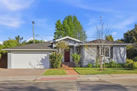 105 Louise Lane, San Mateo, CA 94403 - #: ML82042341