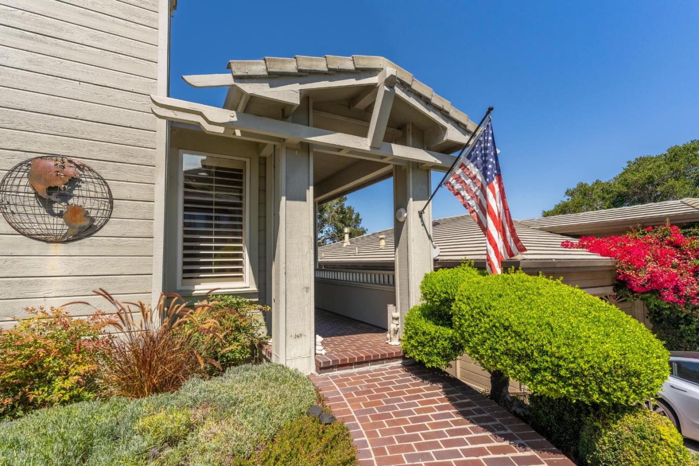 10483 Fairway Lane