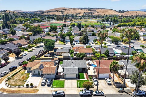 Tiny photo for 1892 Macduee Way, SAN JOSE, CA 95121 (MLS # ML82053484)