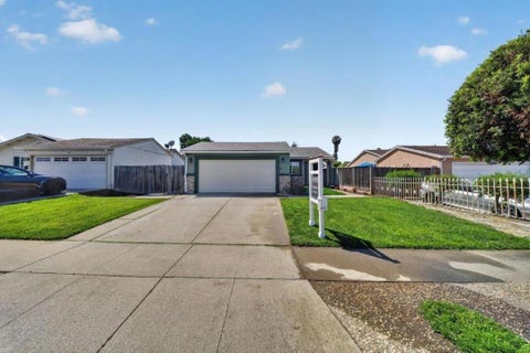 Tiny photo for 1892 Macduee Way, SAN JOSE, CA 95121 (MLS # ML82053484)