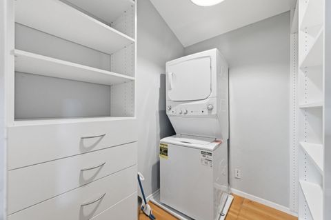 Tiny photo for 1353 Edgewood Road, Redwood City, CA 94062 (MLS # ML82031364)