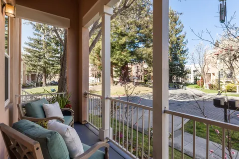 121 Pacchetti Way, Mountain View, CA 94040 - #: ML82007994
