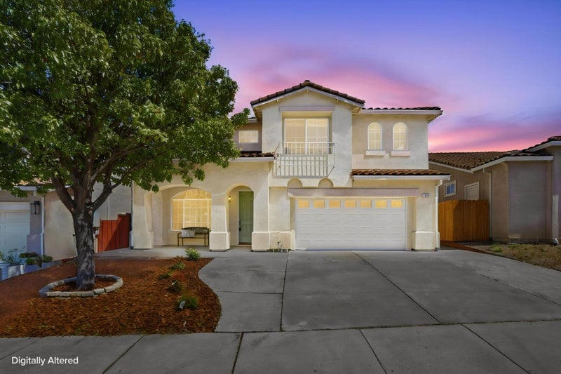 1038 Santa Lucia Drive