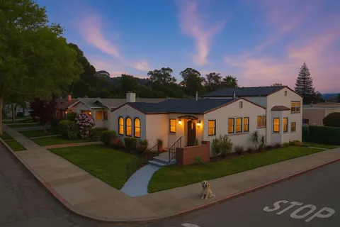 3000 56th Avenue, Oakland, CA 94605 - #: ML82022255