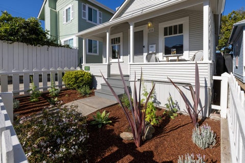 Tiny photo for 418 Fountain Avenue, PACIFIC GROVE, CA 93950 (MLS # ML82040079)