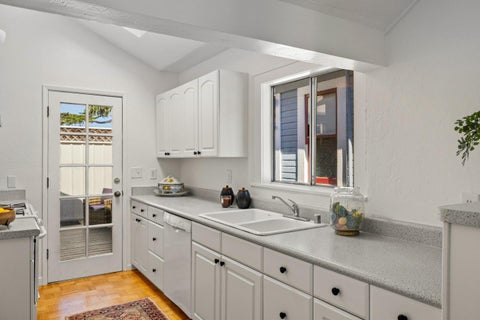 Tiny photo for 418 Fountain Avenue, PACIFIC GROVE, CA 93950 (MLS # ML82040079)
