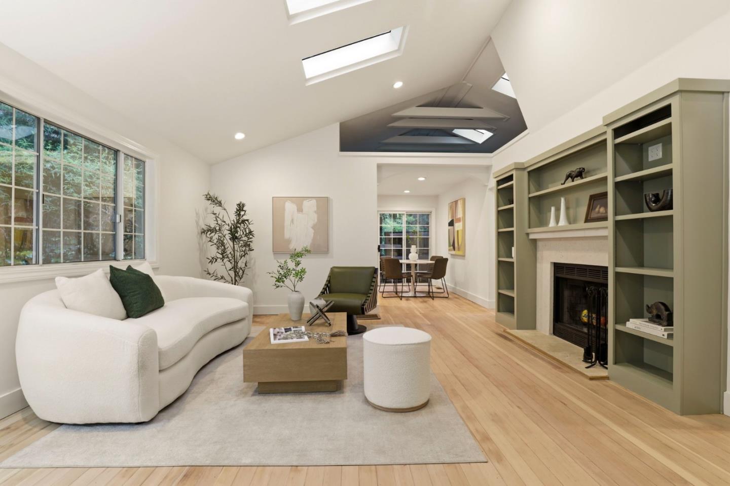 3514 Oak Knoll Drive