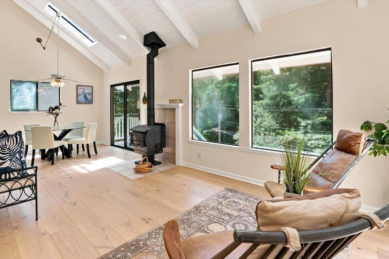 1060 Redwood Drive