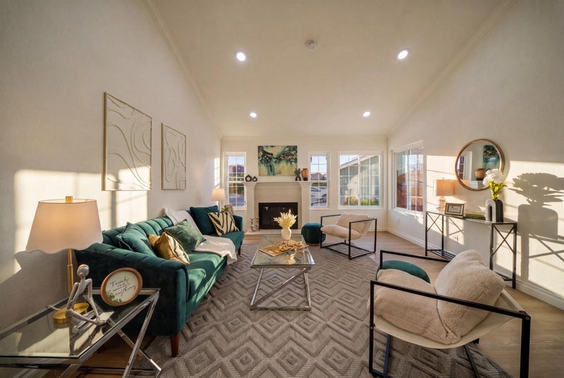 1255 Briarberry Court