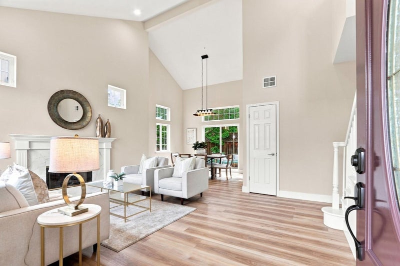 105 Glen Alpine Court