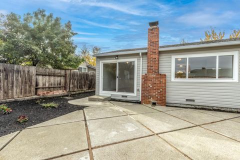 Tiny photo for 3140 Fitzpatrick Drive, CONCORD, CA 94519 (MLS # ML82029191)