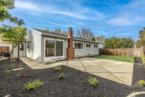 Tiny photo for 3140 Fitzpatrick Drive, CONCORD, CA 94519 (MLS # ML82029191)